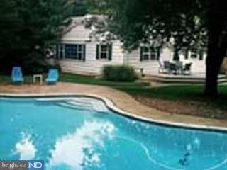 451 Barclay Road Bryn Mawr, PA 19010 - Photo 6 of 6 Gallery Image 6