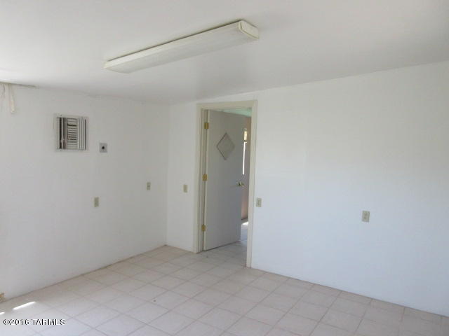 17179 East Zoo Stage Road Vail, AZ 85641 - Photo 7 of 38