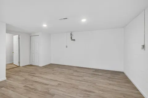 $310,000 | 1009 Monica Drive, Clarksville, TN 37042