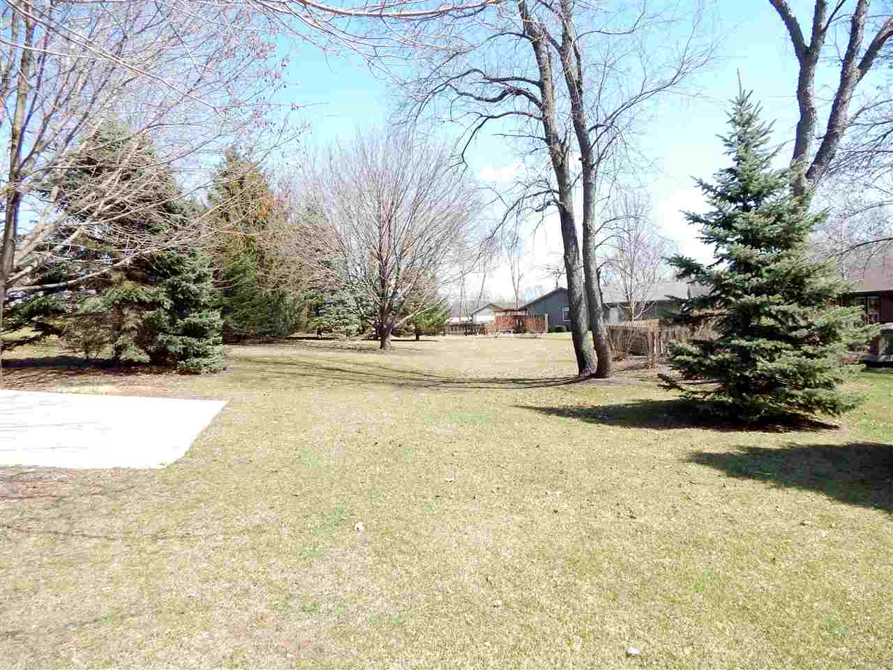 4456 Montclair Road Roscoe, IL 61073 - Photo 21 of 25 a view of yard with tree
