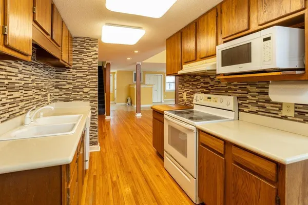 $465,000 | 227 West 5th Street, Mankato, MN 56001