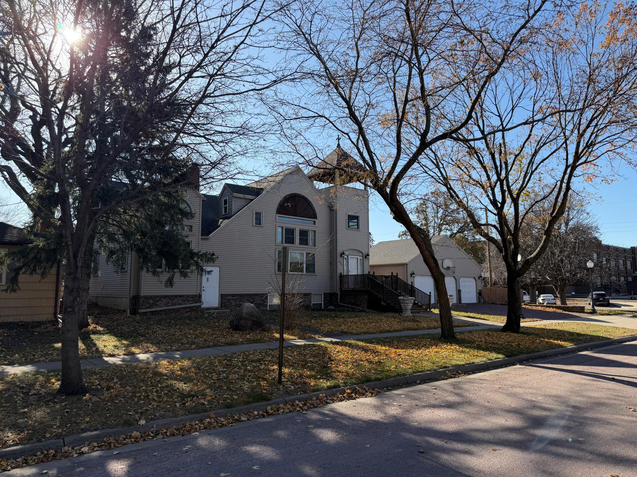 227 West 5th Street Mankato, MN 56001 - Photo 2 of 59