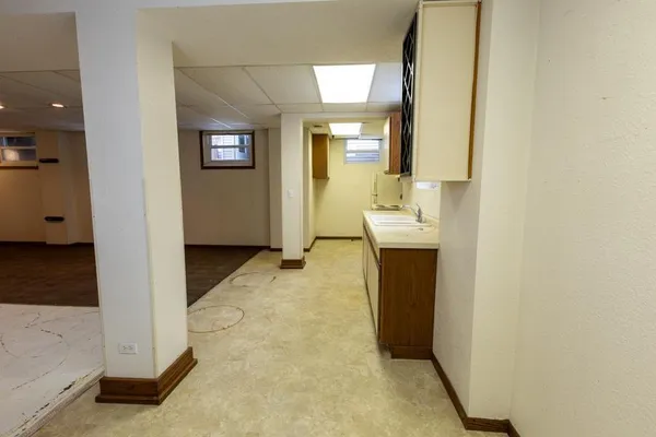 $465,000 | 227 West 5th Street, Mankato, MN 56001