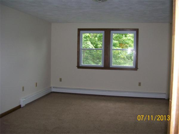 5 Flagstaff Road Wilmington, MA 01887 - Photo 8 of 12 Gallery Image 8