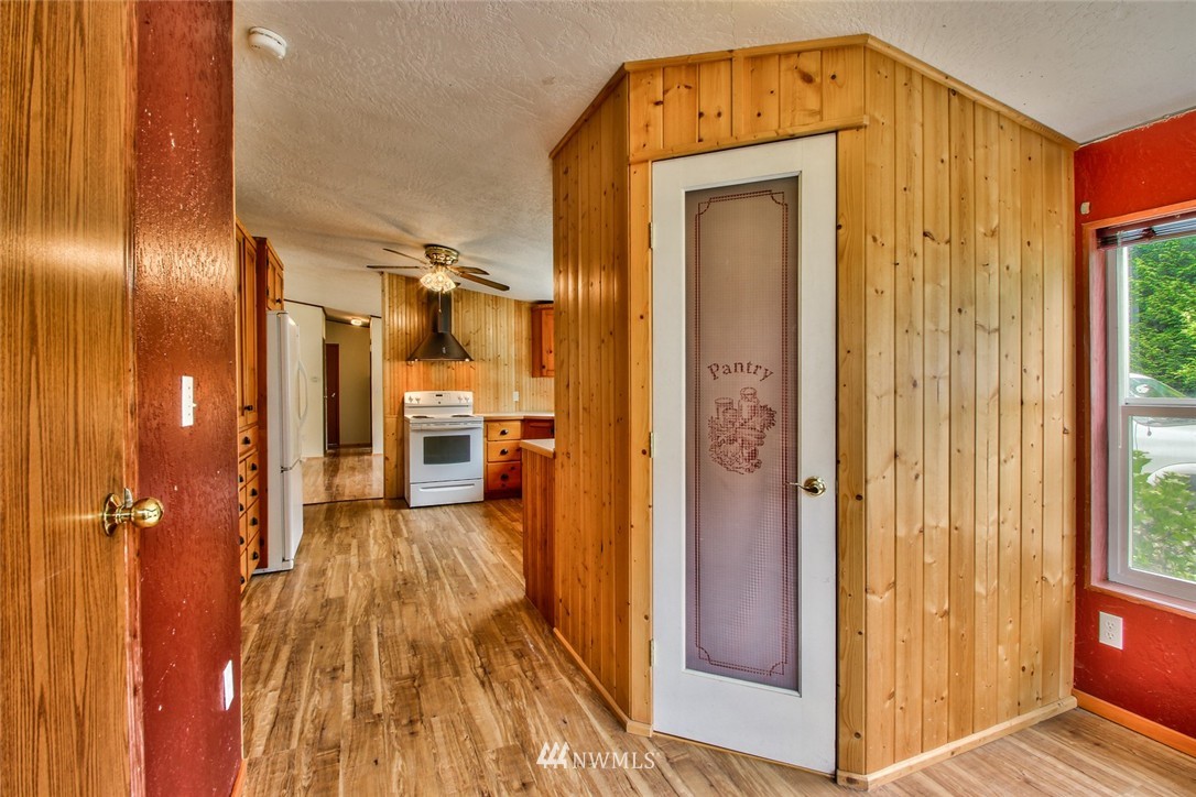 24478 Newberg Road Sedro-Woolley, WA 98284 - Photo 5 of 24 Gallery Image 5