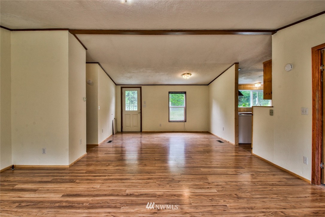 24478 Newberg Road Sedro-Woolley, WA 98284 - Photo 9 of 24 Gallery Image 9