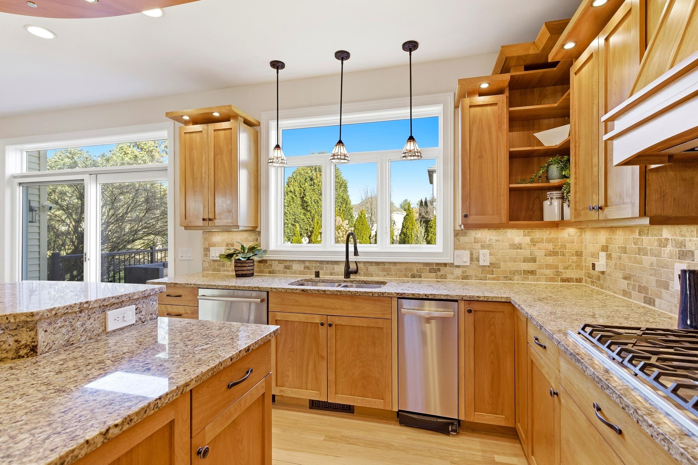 901 Winding Way Middleton, WI 53562 - Photo 14 of 46