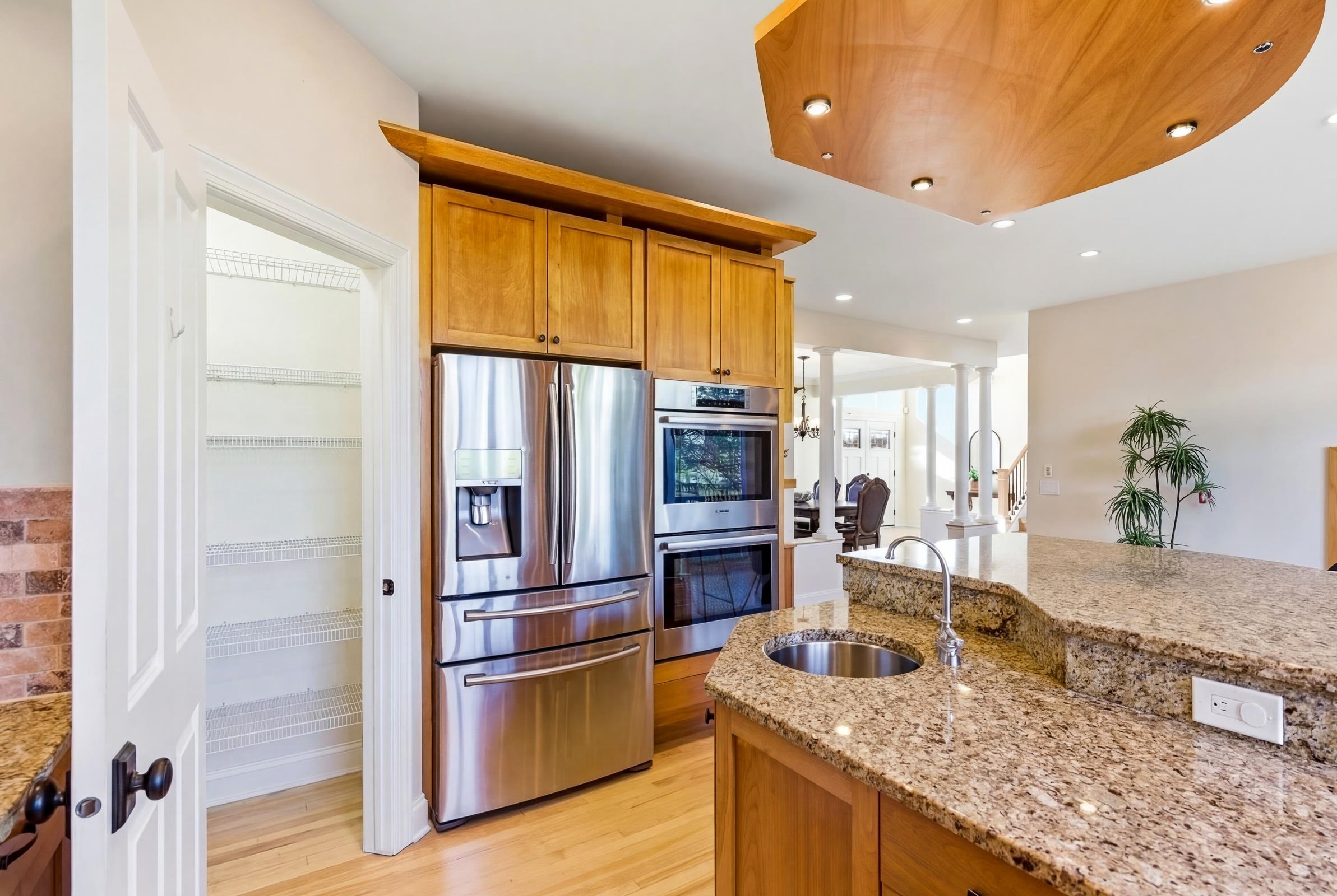 901 Winding Way Middleton, WI 53562 - Photo 15 of 46