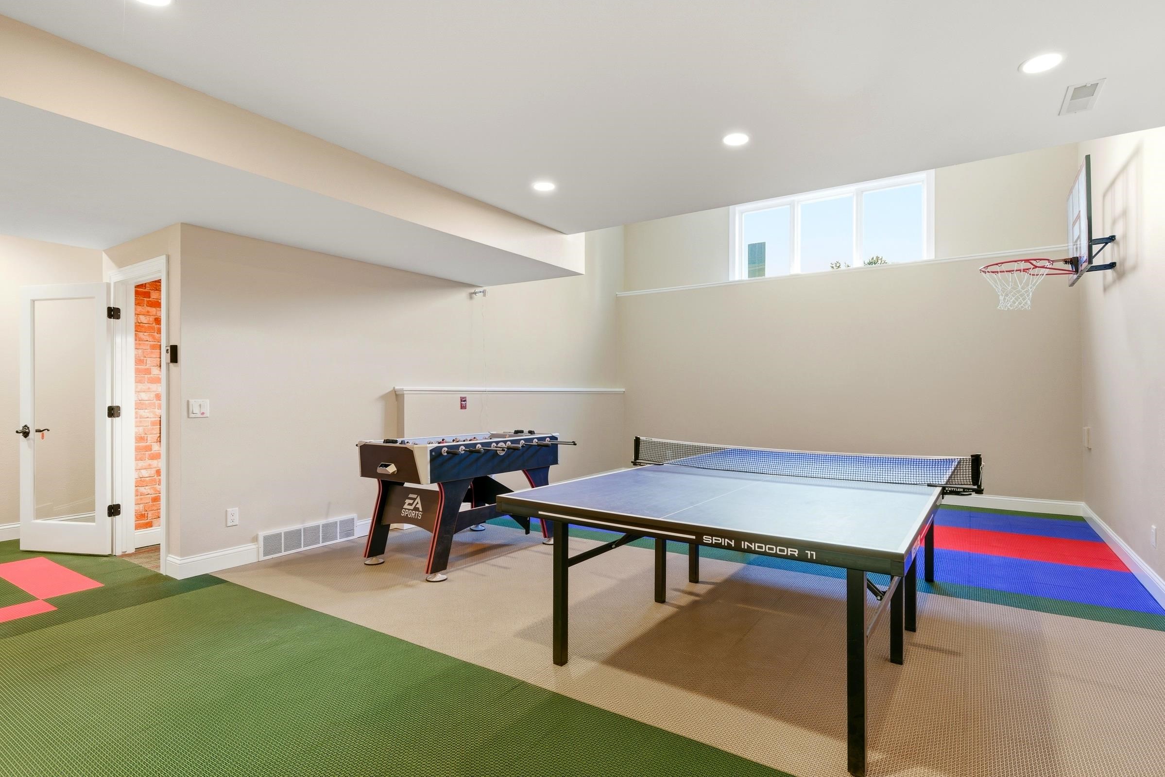 901 Winding Way Middleton, WI 53562 - Photo 36 of 46