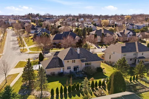 $975,000 | 901 Winding Way, Middleton, WI 53562