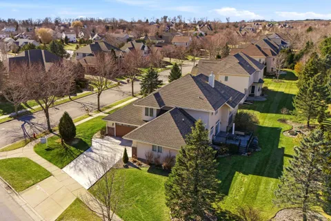 $975,000 | 901 Winding Way, Middleton, WI 53562