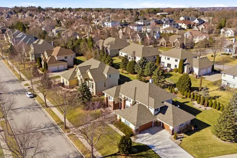 $975,000 | 901 Winding Way, Middleton, WI 53562