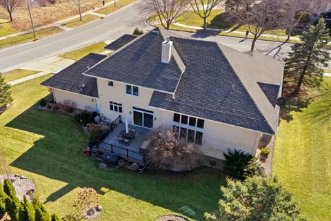 $975,000 | 901 Winding Way, Middleton, WI 53562