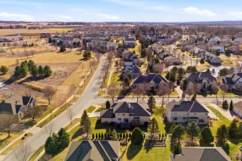 $975,000 | 901 Winding Way, Middleton, WI 53562