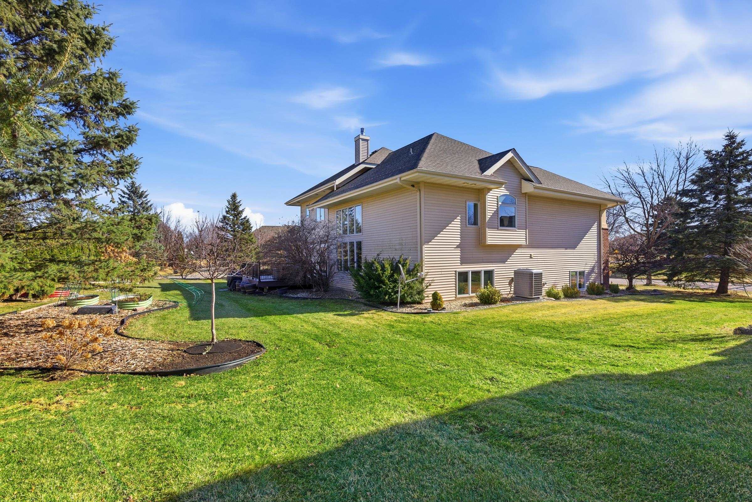 901 Winding Way Middleton, WI 53562 - Photo 6 of 46