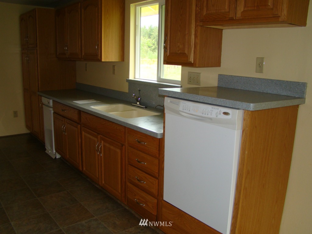 219 Cloquallum Road Elma, WA 98541 - Photo 11 of 25 Gallery Image 11