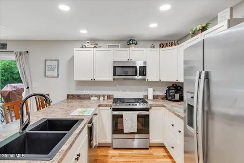 $375,000 | 5 Lake Hills Road, Brunswick, NY 12180