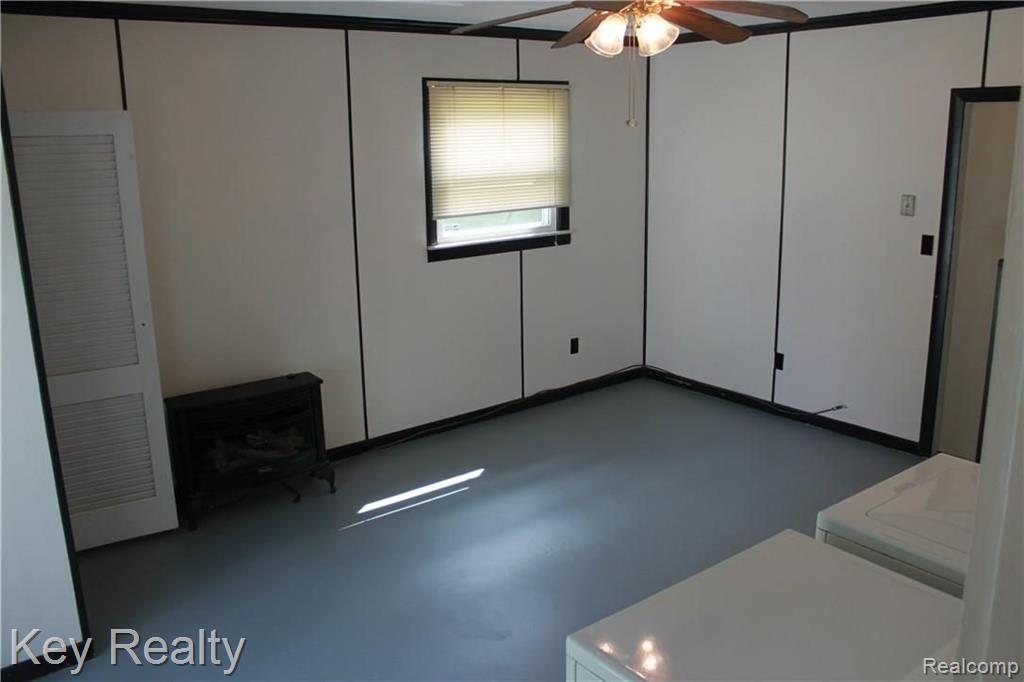 48771 Willis Road Belleville, MI 48111 - Photo 27 of 37