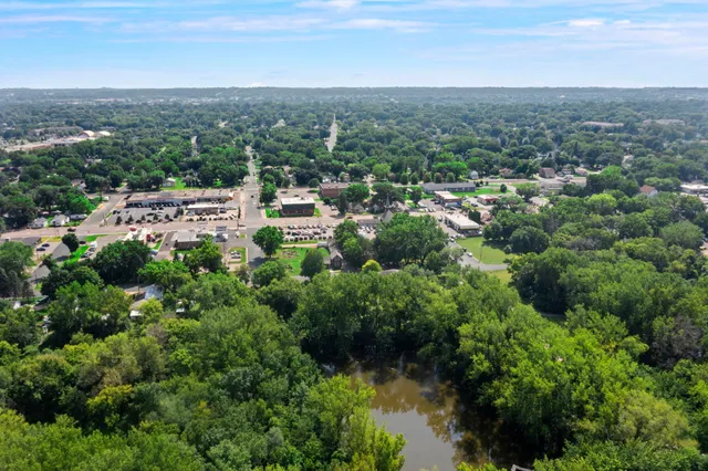 $247,500 | 720 Bluff Avenue East, Shakopee, MN 55379