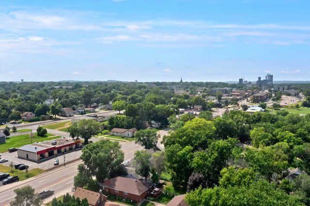 $247,500 | 720 Bluff Avenue East, Shakopee, MN 55379