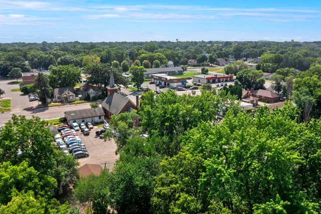 $247,500 | 720 Bluff Avenue East, Shakopee, MN 55379