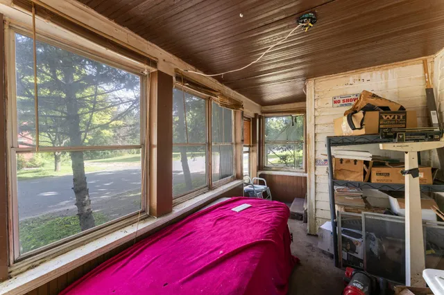 $247,500 | 720 Bluff Avenue East, Shakopee, MN 55379