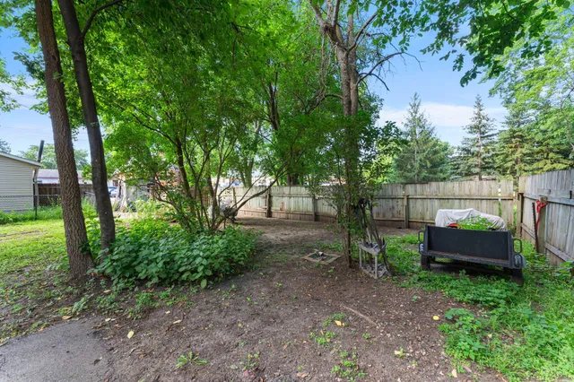 $247,500 | 720 Bluff Avenue East, Shakopee, MN 55379