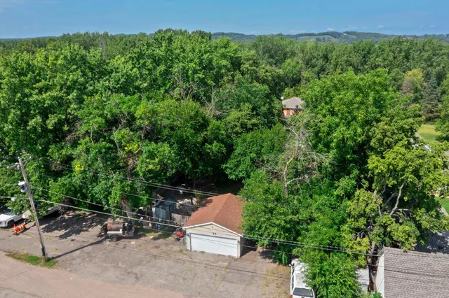 $247,500 | 720 Bluff Avenue East, Shakopee, MN 55379