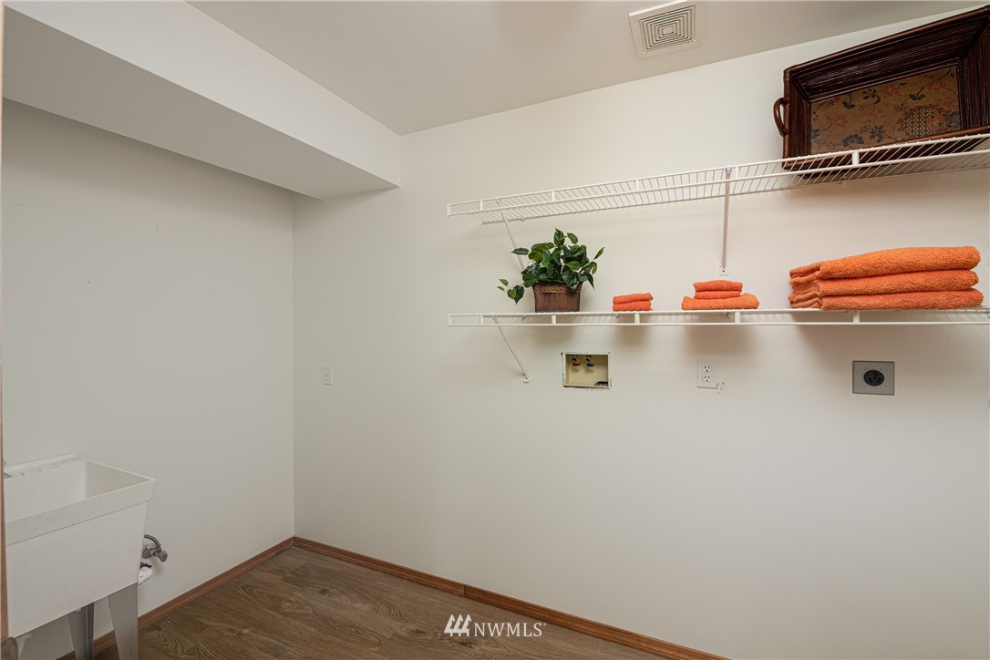 5588 State Rte 20 Anacortes, WA 98221 - Photo 18 of 25 Gallery Image 18