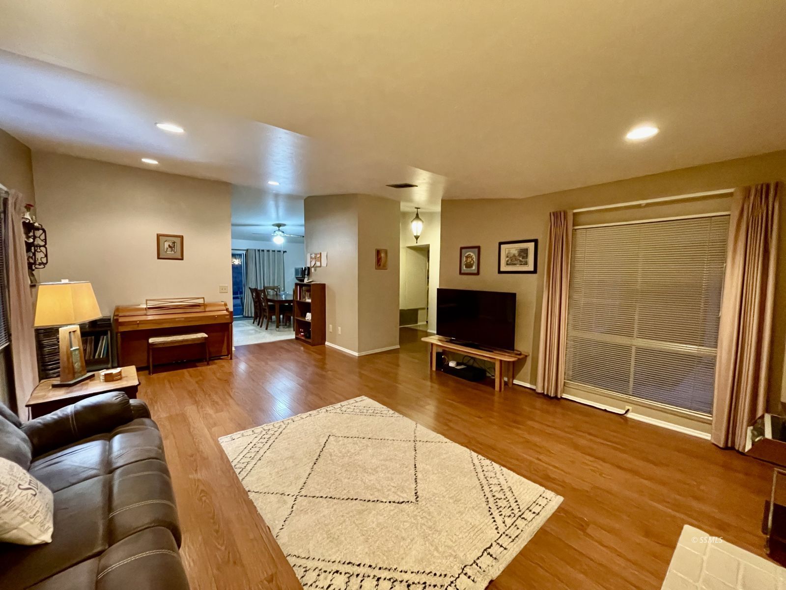 500 Cottonwood Drive Ridgecrest, CA 93555 - Photo 7 of 39