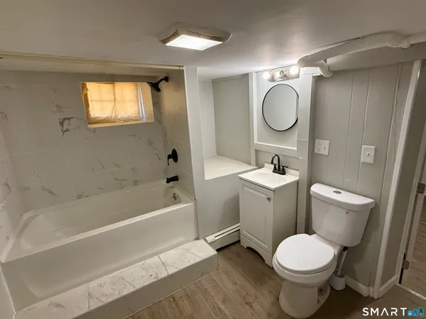 $1,350 | 205 Shaw Street, Unit B, New London, CT 06320