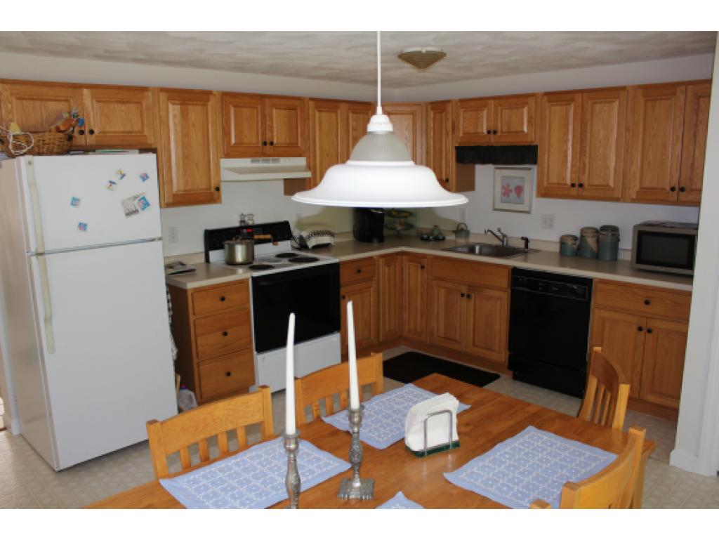 2 Taylor Mill Road, Unit 2 Atkinson, NH 03811 - Photo 4 of 11