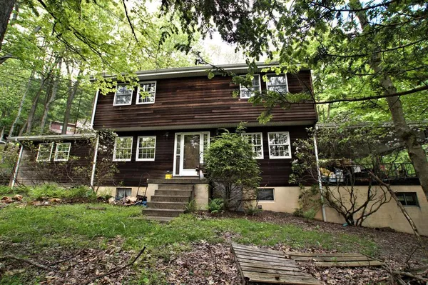 $365,000 | 226 Echo Valley Road, Greensburg, PA 15601