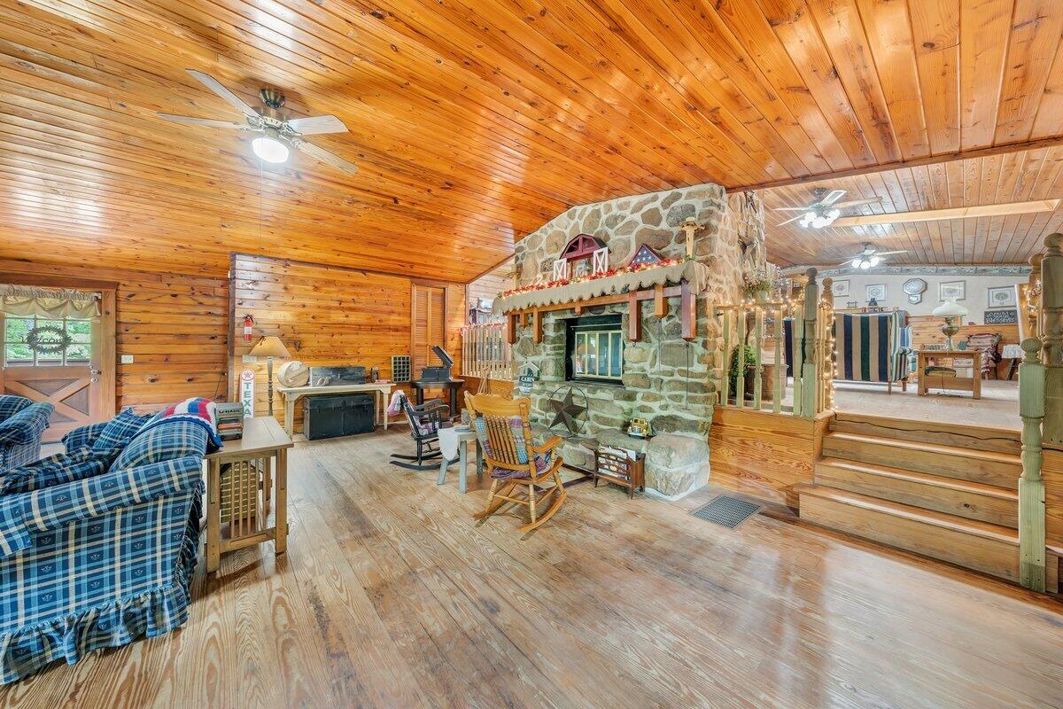 2965 Reesedale Road Elliston, VA 24087 - Photo 15 of 65 16