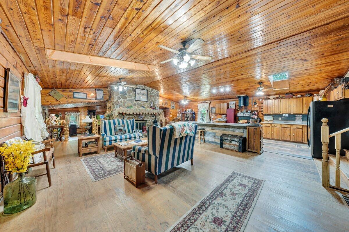2965 Reesedale Road Elliston, VA 24087 - Photo 3 of 65 3
