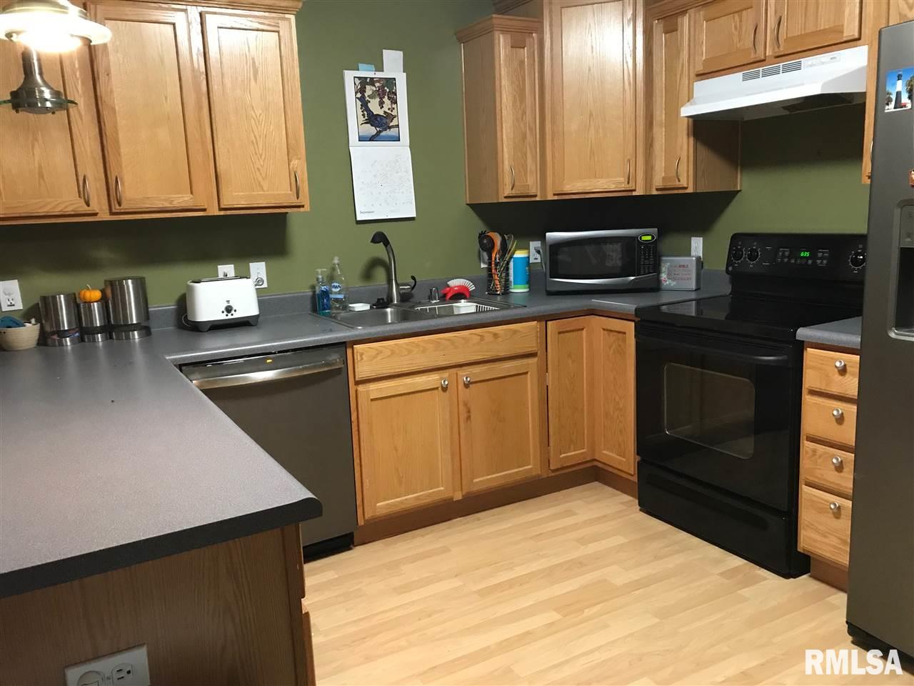 5429 Holly Road Fulton, IL 61252 - Photo 5 of 21