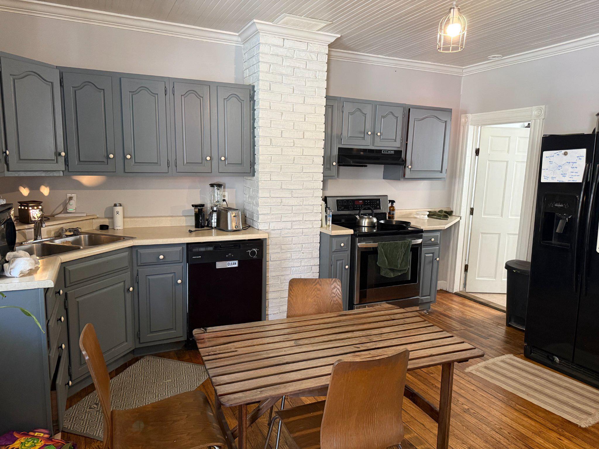107 Walnut Street Friendsville, MD 21531 - Photo 3 of 8 Kitchen