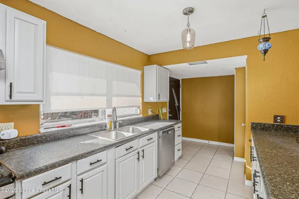 $397,000 | 110 Lagoon Avenue, Melbourne, FL 32901