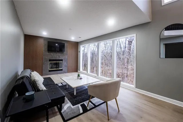 $395,000 | 7216 North Hickory Street, Kansas City, MO 64118