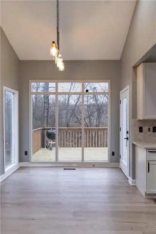 $395,000 | 7216 North Hickory Street, Kansas City, MO 64118