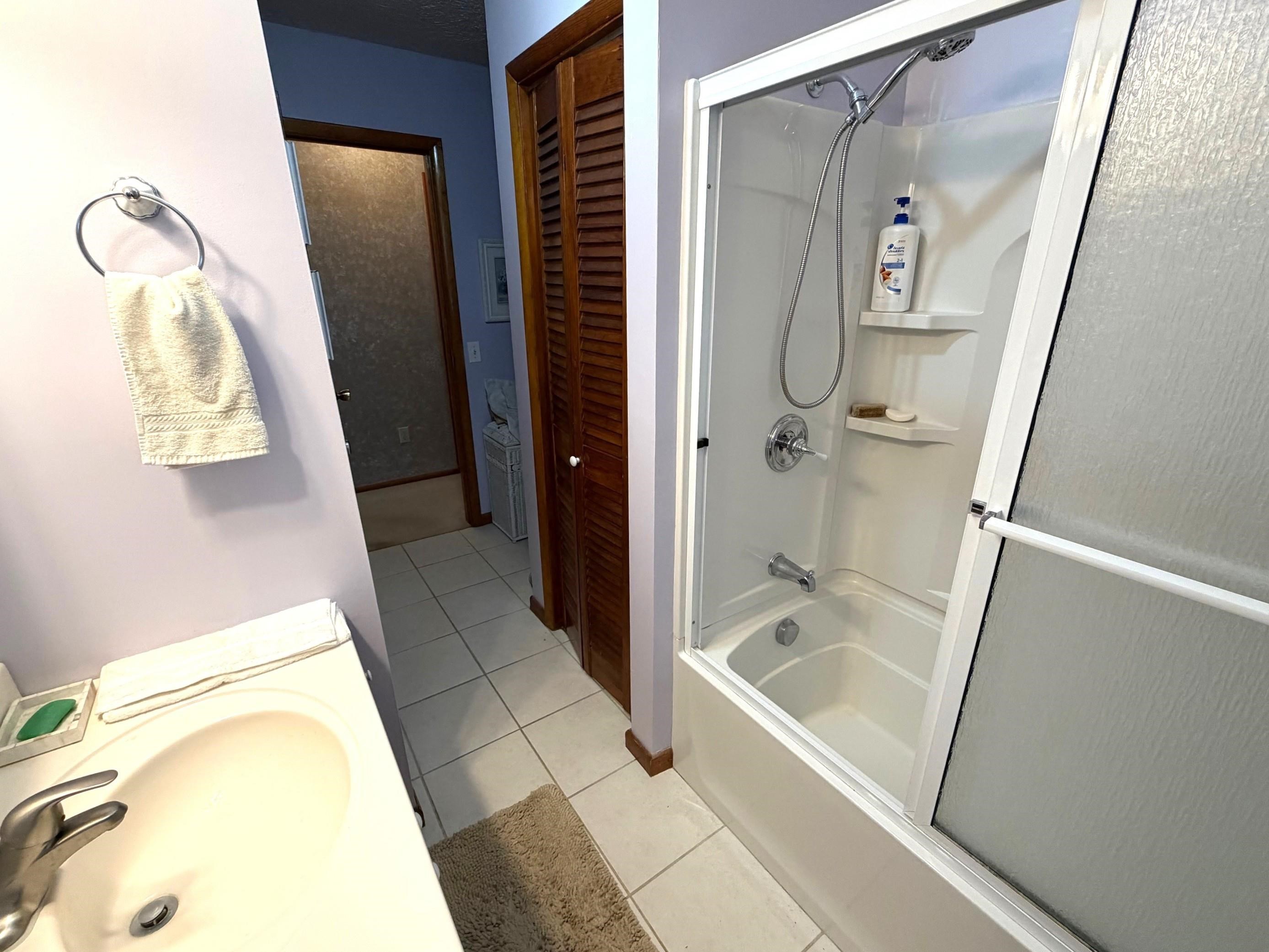 318 Oak Knoll Road Williston, VT 05495 - Photo 12 of 25