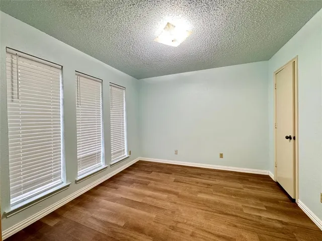 $2,350 | 1925 Glen Hill Drive, Carrollton, TX 75007