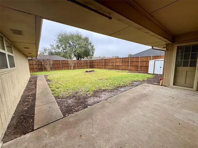 $2,350 | 1925 Glen Hill Drive, Carrollton, TX 75007