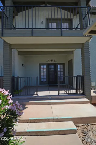 a house view with a outdoor space