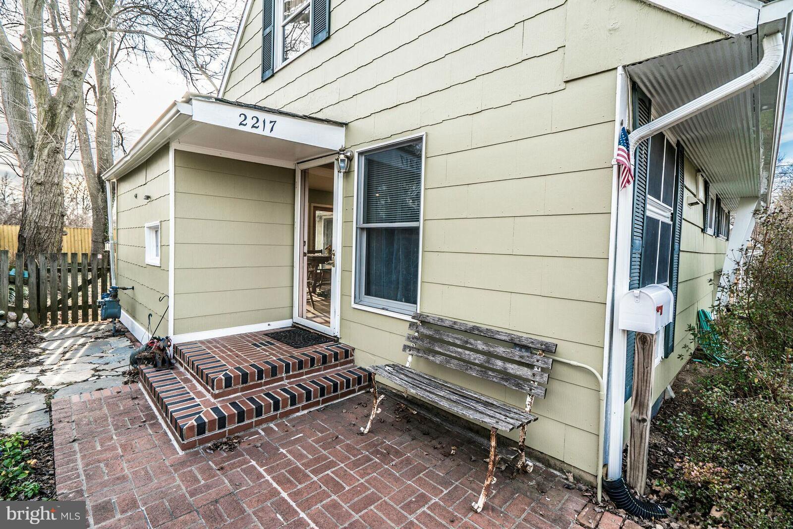 2217 Luzerne Avenue Silver Spring, MD 20910 - Photo 4 of 30 View