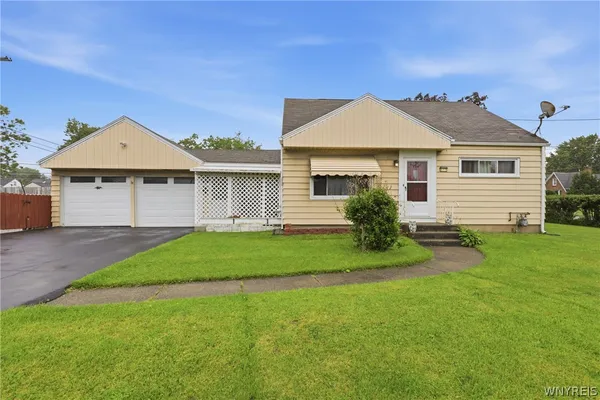 $199,900 | 512 Huth Road, Cheektowaga, NY 14225