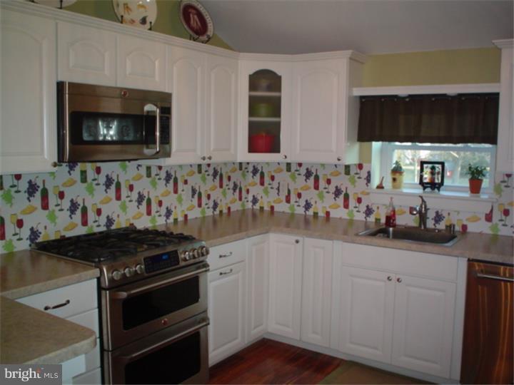 69 Kugler Road Royersford, PA 19468 - Photo 10 of 21 Kitchen
