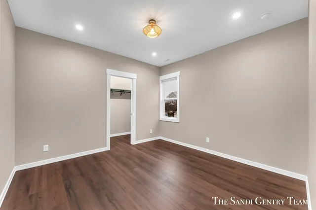 $529,900 | 300 North 7th Street, Unit 2 UPPER, Grand Haven, MI 49417