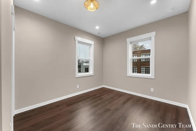 $529,900 | 300 North 7th Street, Unit 2 UPPER, Grand Haven, MI 49417