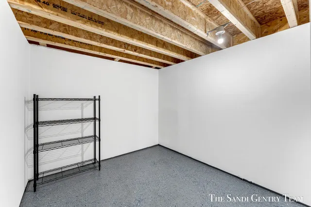 $529,900 | 300 North 7th Street, Unit 2 UPPER, Grand Haven, MI 49417